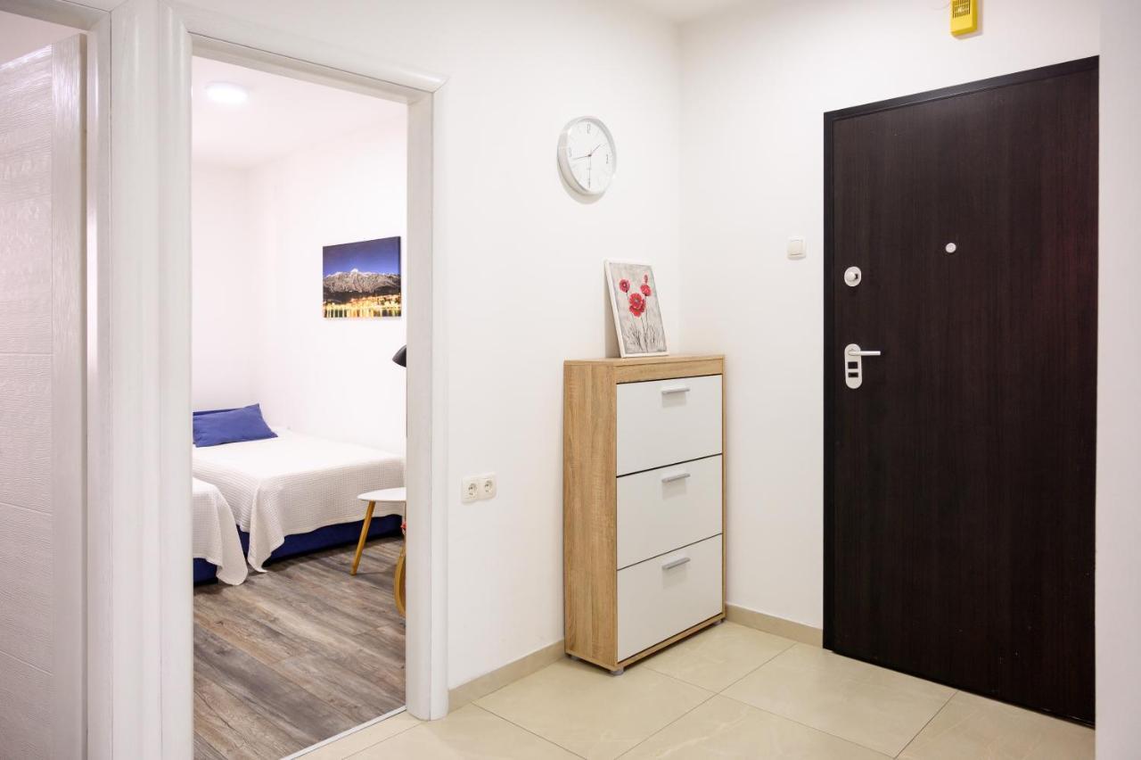 Apartment Tina Ploce  Bagian luar foto