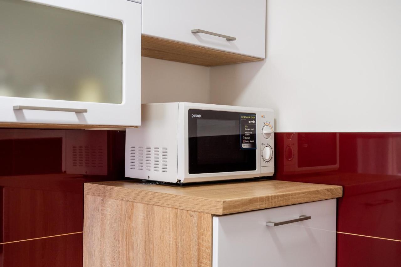 Apartment Tina Ploce  Bagian luar foto