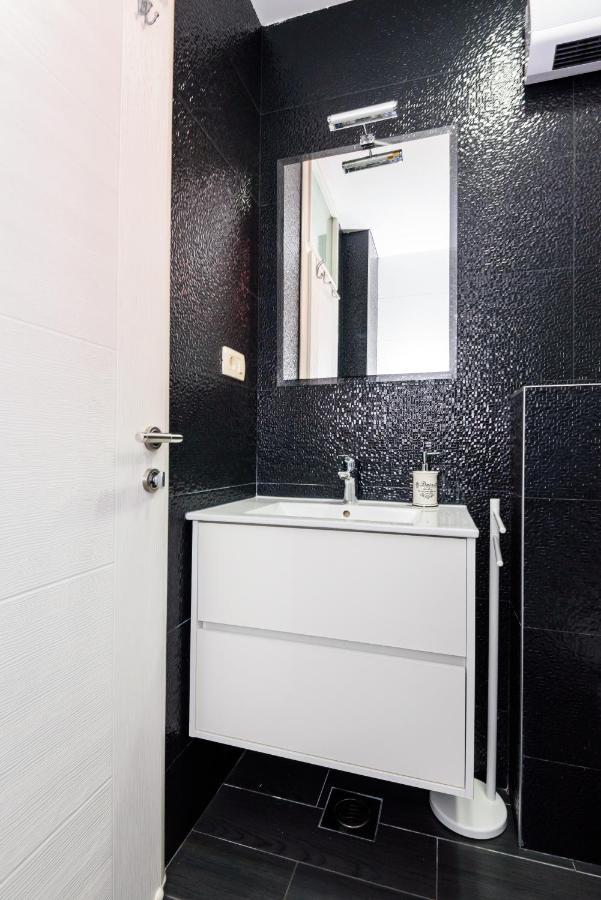 Apartment Tina Ploce  Bagian luar foto