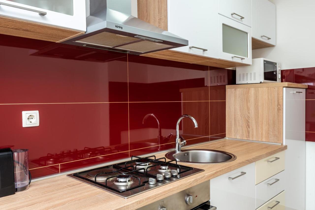 Apartment Tina Ploce  Bagian luar foto